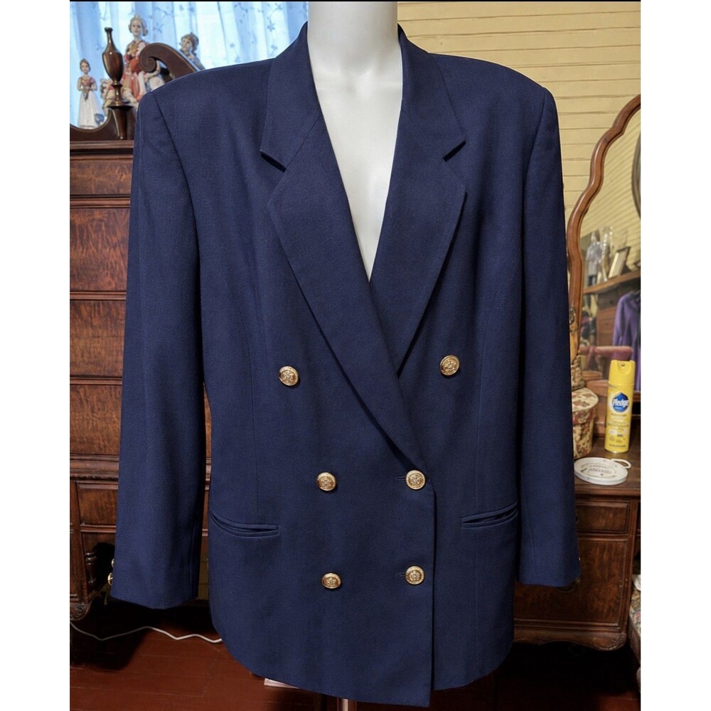 Liz Claiborne Size 14 Women’s Lined Blazer Blue 44” Bust 31” Length